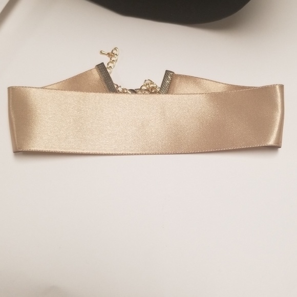 💥Choker Necklace - Picture 2 of 3